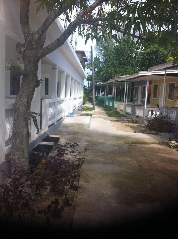 Roots Bamboo Beach Resort Negril Kültér fotó