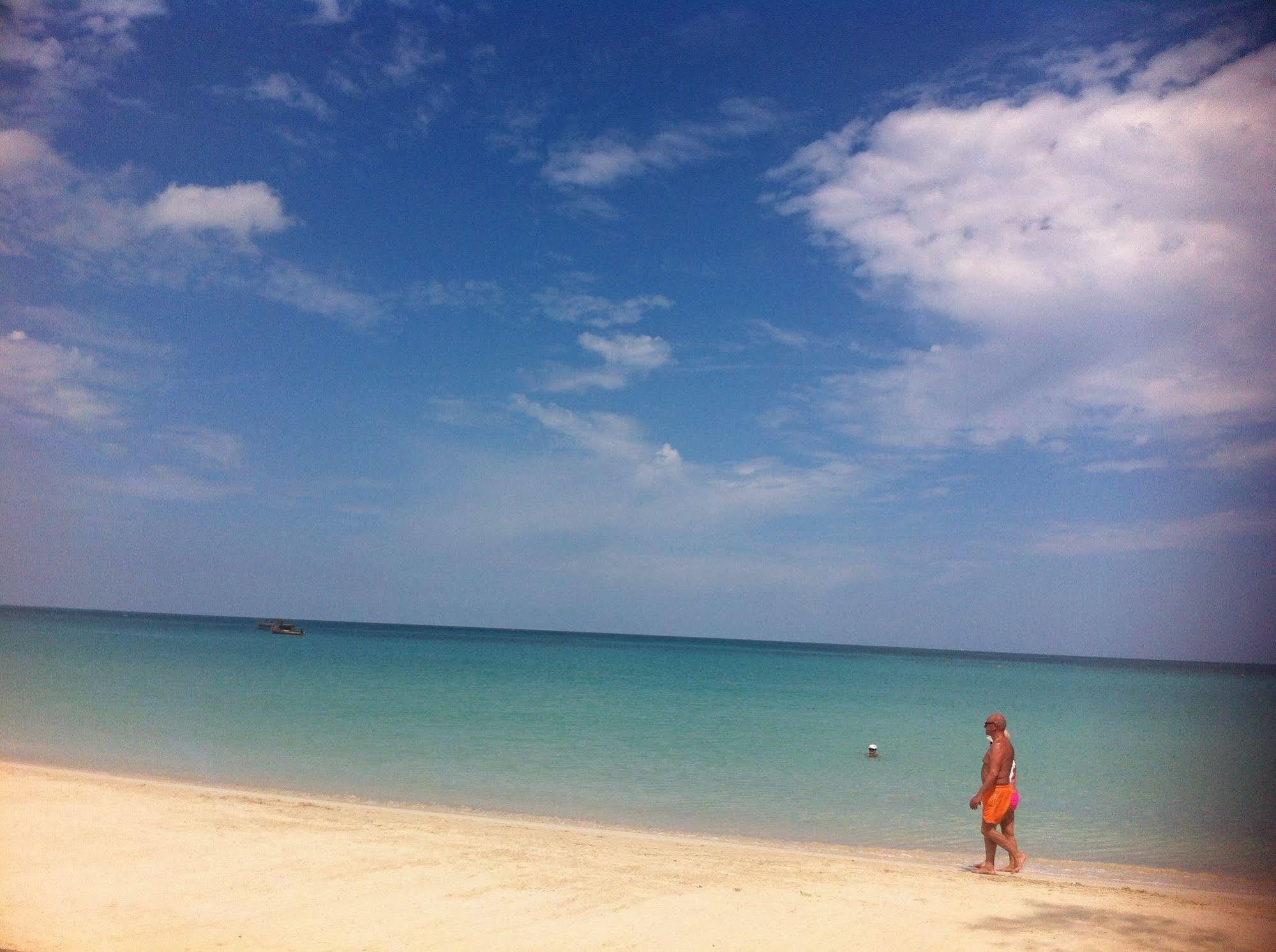 Roots Bamboo Beach Resort Negril Kültér fotó