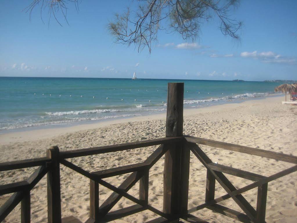 Roots Bamboo Beach Resort Negril Kültér fotó